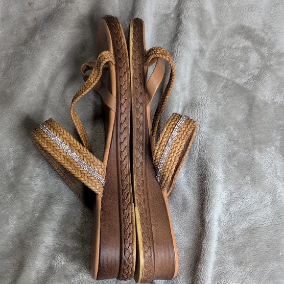 Mariiella Braided Tan Sandals size 9.5M - Picture 5 of 9